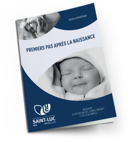 Premiers pas après la naissance